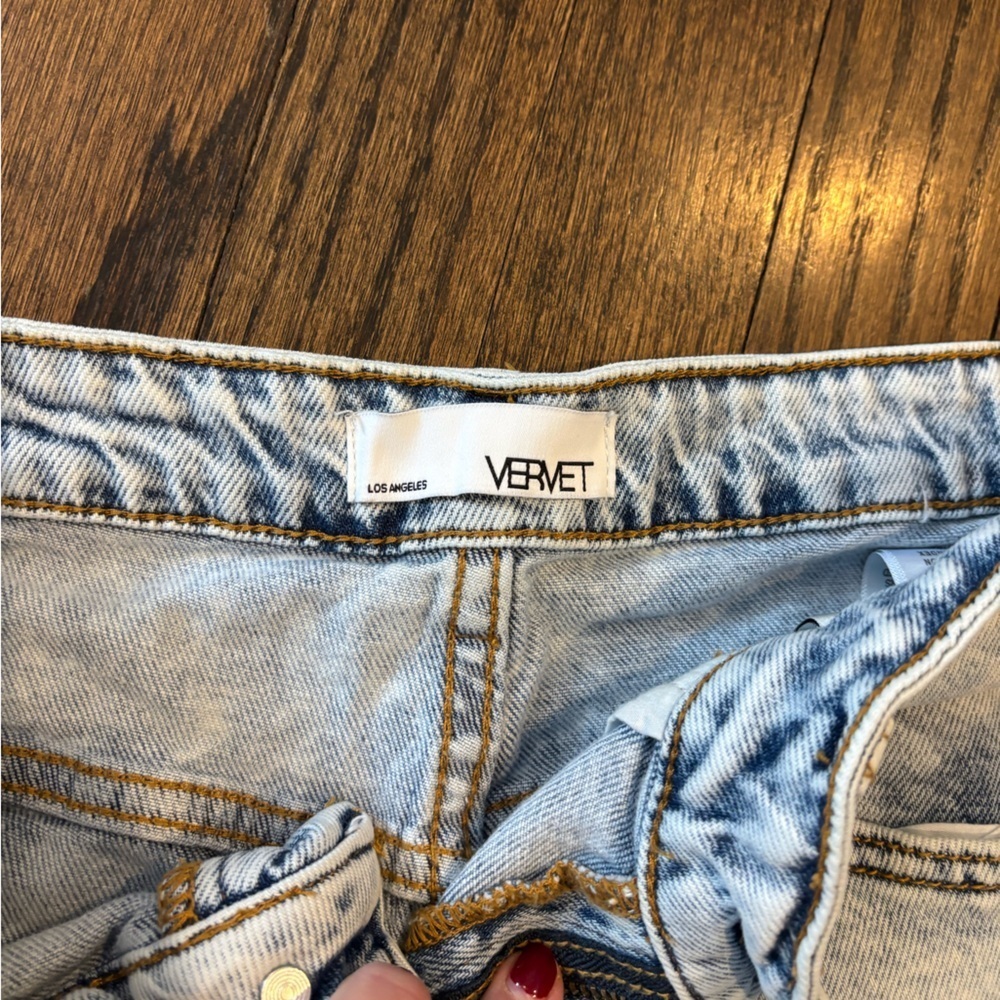 Vervet Women's Straight Distressed Hem Acid Wash Denim Jeans - Size 31 - Picture 5 of 7